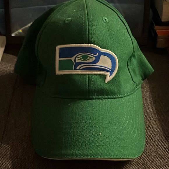 Budweiser Seahawks Cap - Picture 1 of 2